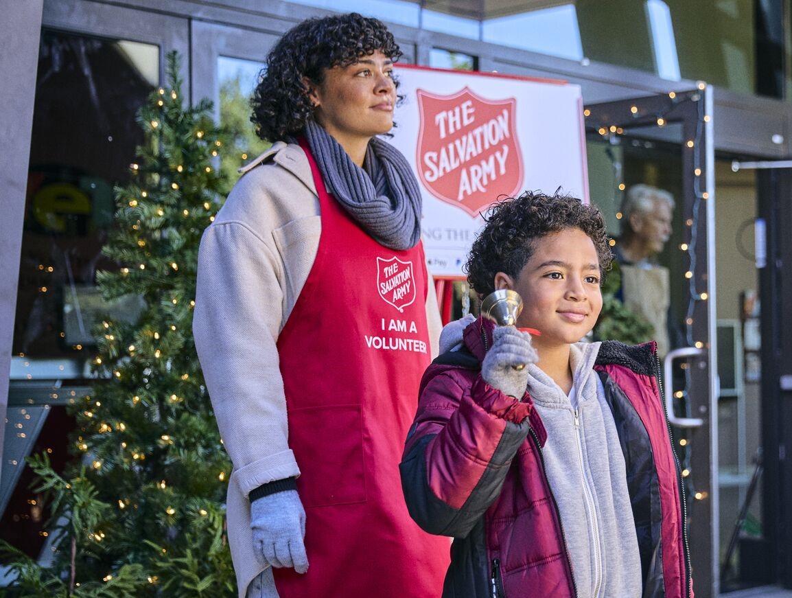 M32PC Salvation Army Bell Ringers